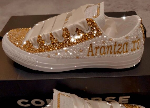 Gold tennis shoes for boys 2025