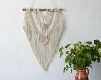 Macrame Wall Hanging Macrame Over the Bed Boho Wall Tapestry Bedroom Decor Apartment Decor Beach House Decor Wall Art Housewarming gift