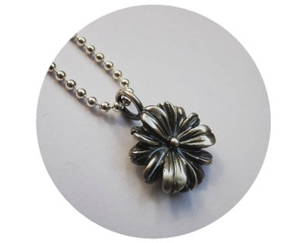 Silberkette mit Anhänger Blume 12mm | Silberkette mit Blumenanhänger geschwärzt | Geburtstagsgeschenk