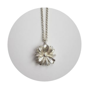 Silver necklace with flower pendant 16 mm | Necklace with pendant Silver | solid silver pendant