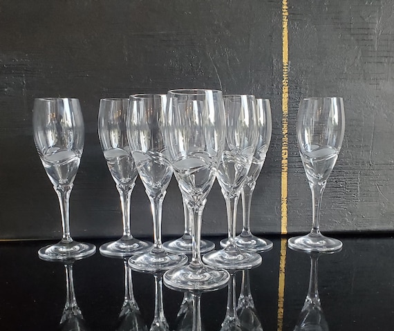 Nachtmann 8 x Kristall Sherrygläser,Vodkagläser,sehr elegante Serie Vanessa von Nachtmann,Weitere Gläser aus diese Serie im meinem Shop