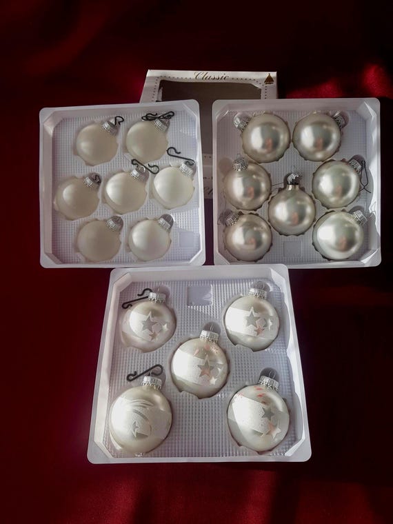 Lot de 9 anciennes boules de Noël, vintage - Décoration
