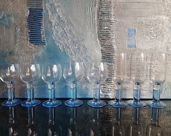 Set of 8 glasses made in Italy, Bormioli Rocco Limoncino Italy, 3x champagne flutes, 3x white wine, 2x red wine, with beautiful blue style