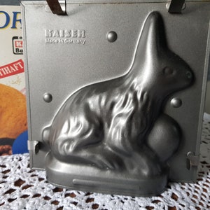 Original rabbit shape Kaiser baking pan non-stick, vintage baking pan, with embossed recipe, Easter bunny, Easter baking, baking pan 3 D