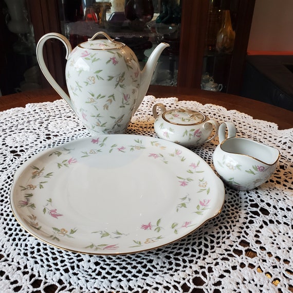 4-piece Hutschenreuther Hohenberg Germany Porcelain Set, Carolus Magnus Decor, No. 03092, Coffee/tea Set, Teapot, Cake Plate, Sugar Bowl, Creamer