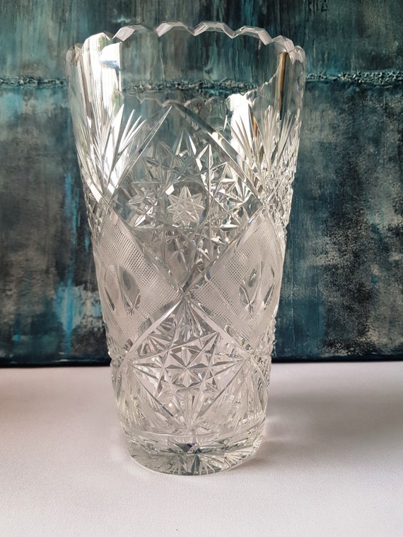 Große Böhmische Bleikristall Vase, Blumenvase, Handgeschliffen, Schleuderstern Schliff, Hand cut, Boho Kristall Tischvase 70er-80er Jahre
