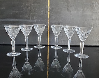 very elegant set with 6 liqueur glasses, crystal glass, liqueur bowl, shery glasses, shot glasses, vodka glasses