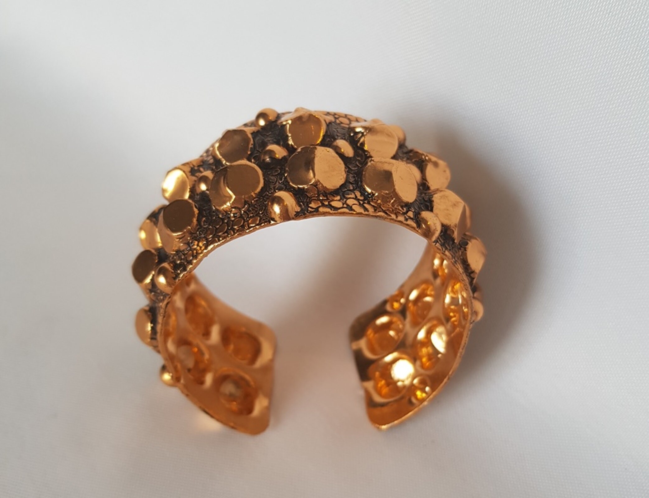 Vintage 60s 70s Bangle in Copper Color, With Stone Motif, Old 
