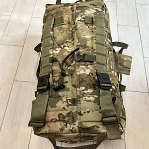 強化ミリタリーダッフルバッグバックパック | 130L タクティカルギア | コーデュラ 1000D | MOLLE システム | マルチカム