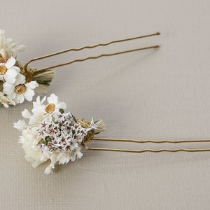 Hairpin made from real dried flowers from the Mia series available in 2 sizes maxi letter image 4