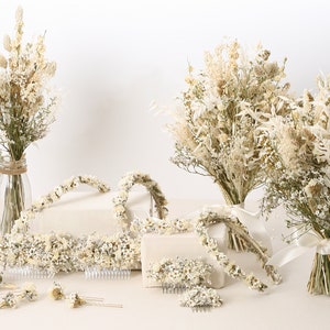 Hairpin made from real dried flowers from the Mia series available in 2 sizes maxi letter image 10