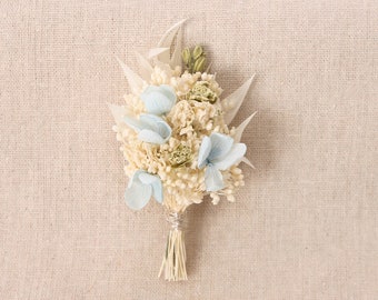 Pin for the groom series sky blue, (maxi letter)