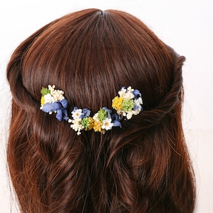 Épingle à cheveux réalisée à partir de véritables fleurs séchées de la série Marlène disponible en 2 tailles maxi lettre image 2