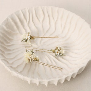 Hairpin made from real dried flowers from the Mia series available in 2 sizes maxi letter image 7