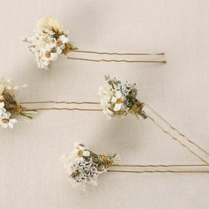 Hairpin made from real dried flowers from the Mia series available in 2 sizes maxi letter image 1