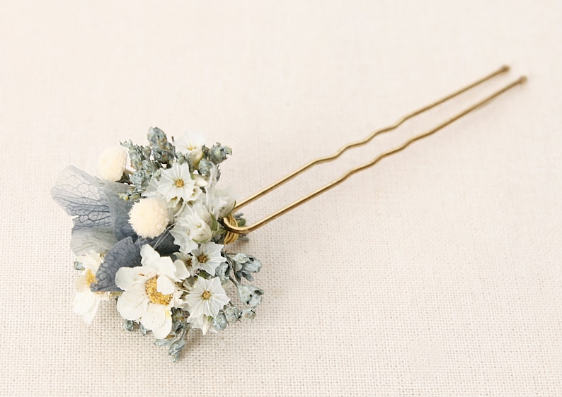 Hairpin made from real dried flowers from the Grays series available in 2 sizes maxi letter image 3