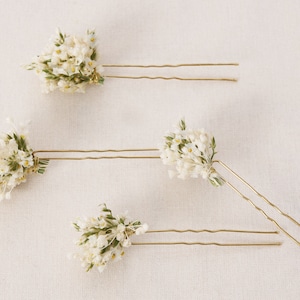 Hairpin made from real dried flowers from the extra delicate and thin white cream series available in 2 sizes maxi letter image 1