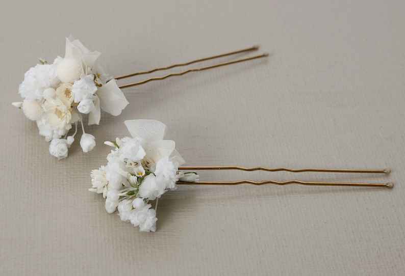 Hairpin made from real dried flowers from the Snow White series available in 2 sizes maxi letter image 4