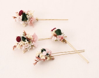 Epingle à cheveux réalisée à partir de véritables fleurs séchées de la série Rosemarie disponible en 2 tailles (lettre maxi)