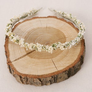 Headband extra delicate and thin white cream made from dried flowers (maxi letter)