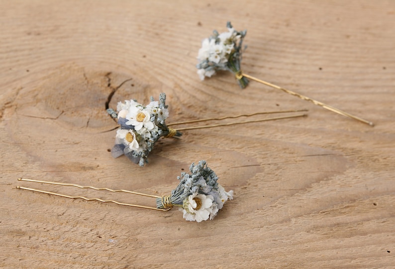 Haarnadel aus echten getrockneten Blumen aus der Serie Greys in 2 Größen erhältlich Maxibrief Bild 8