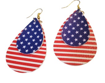 Patriotic American Flag Earrings made of PU Leather, Red White & Blue Teardrop Lightweight America Jewelry Dangle Earring Holiday USA Gift