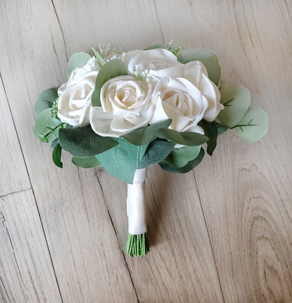 Ramo de niña de flores blanco, pequeño ramo de boda de madera de