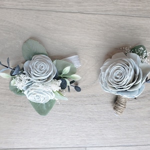 2PC Wrist Corsage Boutonniere Set, Pale Blue Eucalyptus Sola Wood Flower Mother Father of the Bride, Ice Blue Prom & Homecoming Flower Set