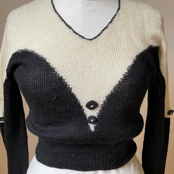 1930's/2WW  LADIES Jumper - Hand knitted Wool