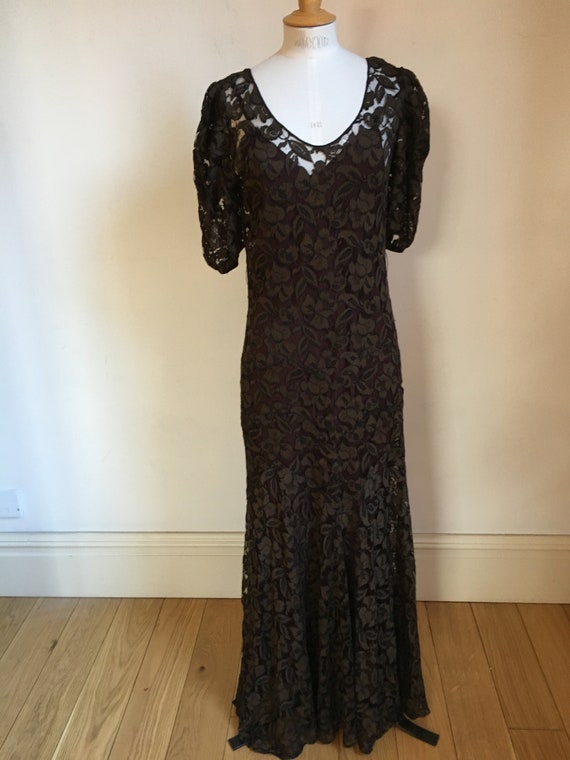 1930's VINTAGE Lace Evening Gown