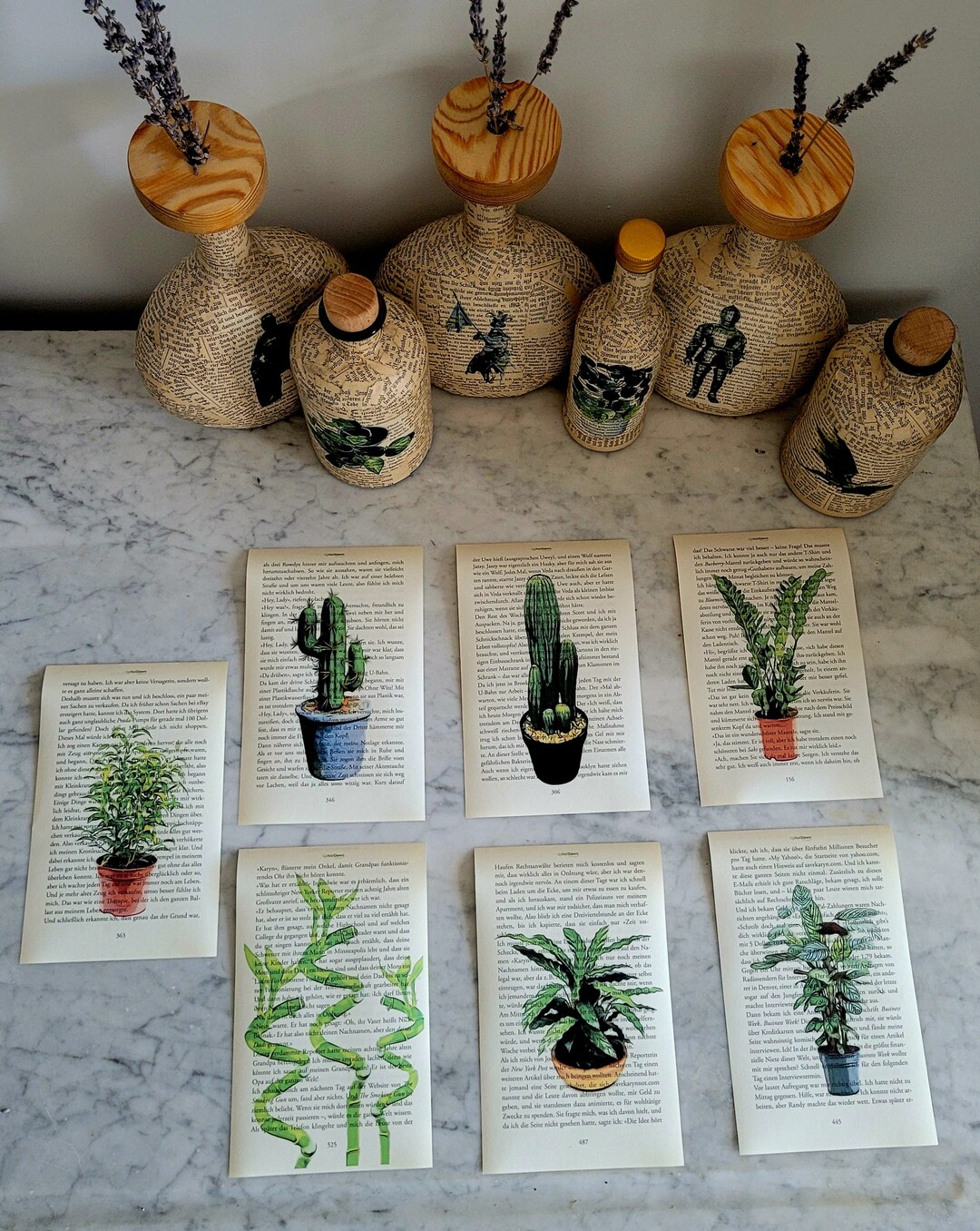 7er Set Zimmerpflanzen Kunstdrucke Auf Upcycling Buchseiten Kaktus U 7er-set-zimmerpflanzen-kunstdrucke-auf-upcycling-buchseiten-kaktus-u