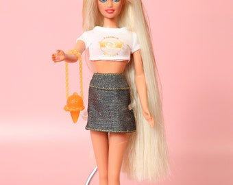 Poupée Barbie OOAK des années 90