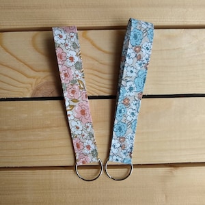 Sleutelhanger van bloemenstof, polsbandje, armband sleutelhanger, cadeau voor oppas, cadeau voor leraar, ATSEM, AESH, Moederdag