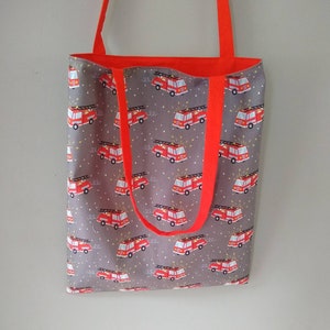Tote bag enfant pompier, sac camions pompiers, sac école, sac bibliothèque, cadeau copain, anniversaire garçon, neveu, cadeau noël enfant