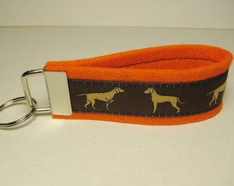 Orange felt keychain MAGYAR VIZSLA