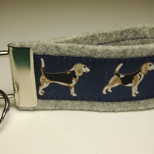 Felt keychain grey - BEAGLE - HARRIER Hound Hound dark blue