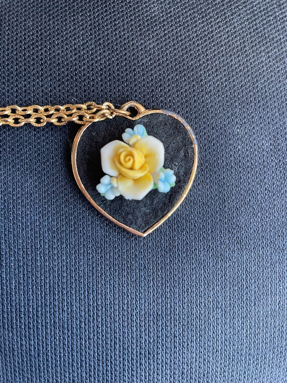 Vintage Gold Black Felt Floral Necklace - image 2