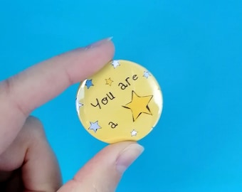 Badge Vous êtes une star : cadeau enseignant étudiant