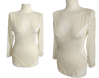 Vintage Scalloped Lace Bodysuit with Deep V-Neckline and Floral Lace Detailing
