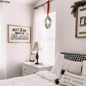 Shiplap Farmhouse Christmas | Choose Size | Meet Me Under The MISTLETOE | 3D Wood Sign | Ships free image 4