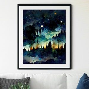 Pode incluir: Uma pintura de aquarela emoldurada de uma floresta escura com um céu noturno estrelado. A pintura apresenta uma silhueta de árvores com uma luz laranja e amarela brilhante à distância. O céu é azul escuro com estrelas brancas e algumas nuvens.