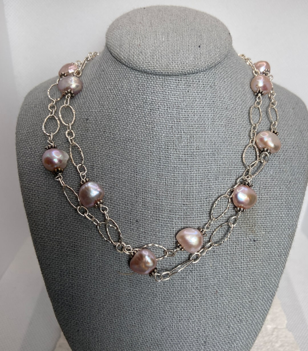 Pink Pearl Necklace main image 1