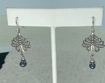 Vintage style Sterling  Ear, Graduation gift, Sterling filigree earring, Gift Pearl for her, Filigree and Pearl earring, Bridal Party gift