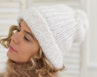 Ready to ship mohair hat , Slouchy mohair beanie, White beanie hat, Warm winter hat, Fluffy thick hat, Mohair knit beanie