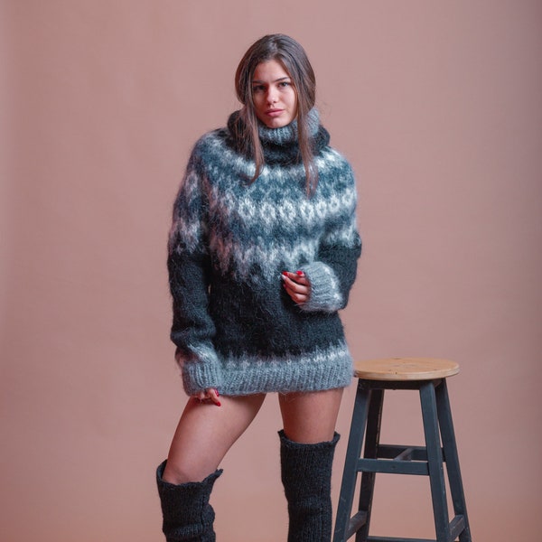 Bellissimo maglione islandese, maglione nordico soffice, dolcevita in mohair oversize, maglione da donna Lopapeysa, maglione Fair Isle, pullover lavorato a mano