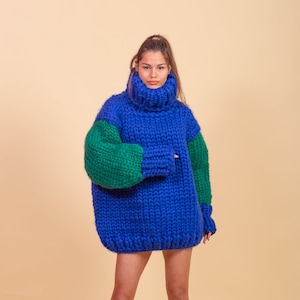 4.3 kg Chunky Two Colors  sweater dress available in plus sizes made of merino wool