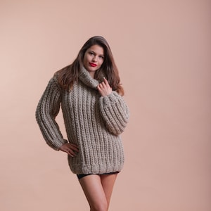 Bio Organic Hand knit wool sweater for women and mans image 1