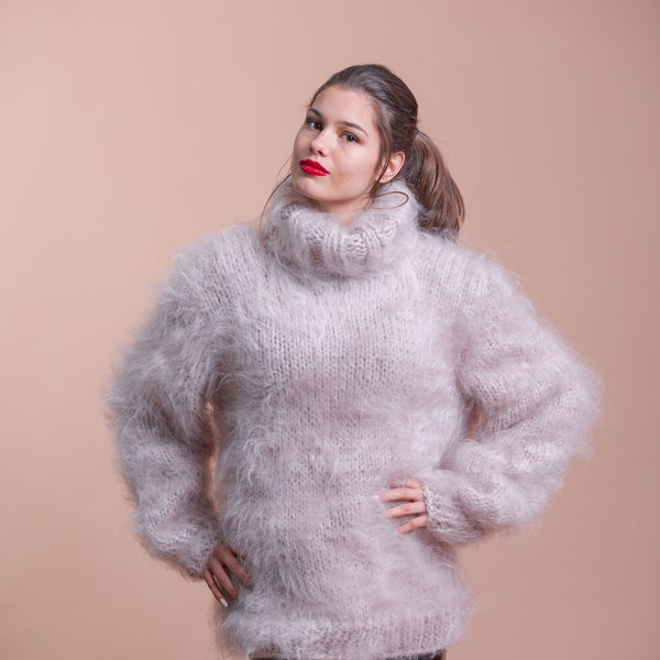 Handgefertigter schwarzer flauschiger Mohair-Pullover, grobstrick Rollkragenpullover, Fuzzy Mohair-Pullover, Rollkragen-Mohair-Pullover, lockerer Mohair-Strickpullover