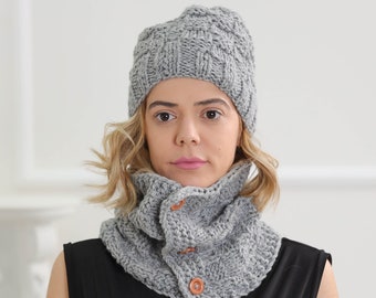 Gray Wool Hat and Scarf Set, Thick crochet wool beanie hat, Warm cable knit button wool scarf