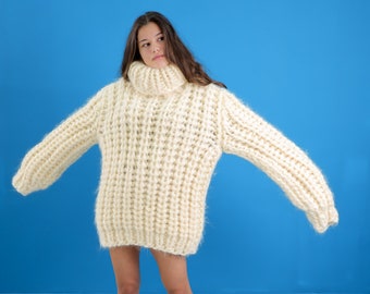 Beige Mohair Sweater For Women, 15 Strands Mohair Sweater, Turtleneck Mohair Fetish, Fuzzy Pullover Sweater, Huge Knit Sweater, Plus Size